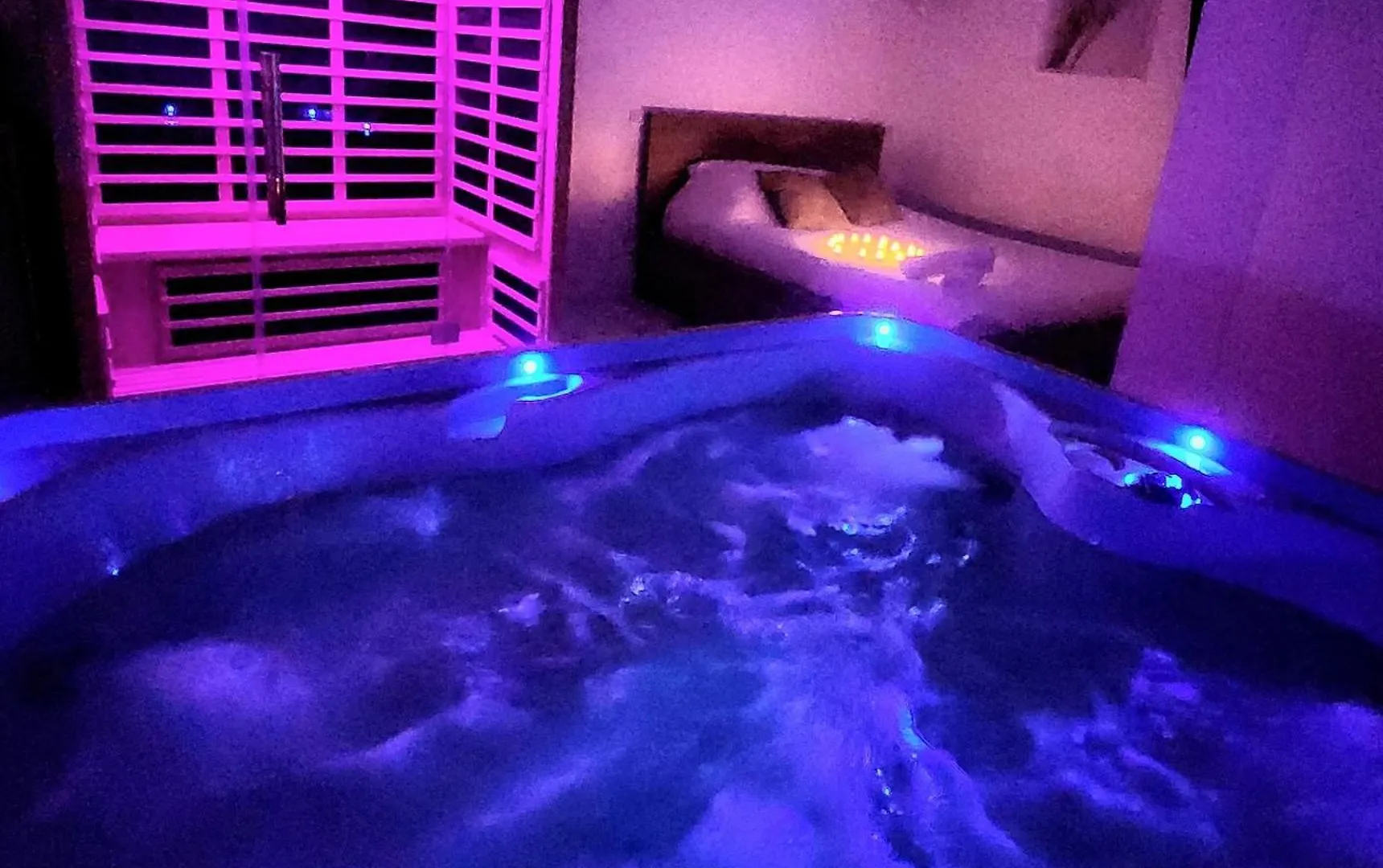 Loft Love room Jacuzzi Privatif Marseille