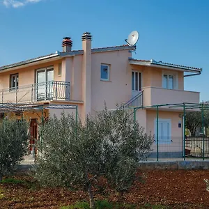 https://guest-house-pelja.splithotels.org
