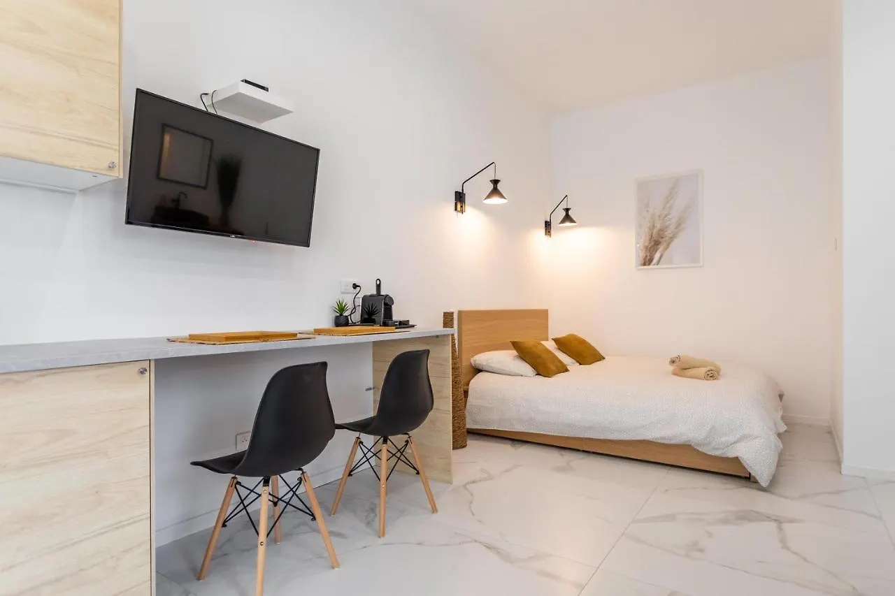 Apartment Love Room Jacuzzi Sauna Privatif Marseille